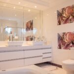 Wyposażenie łazienek Lublin – dlaczego tak ważne są akcesoria łazienkowe